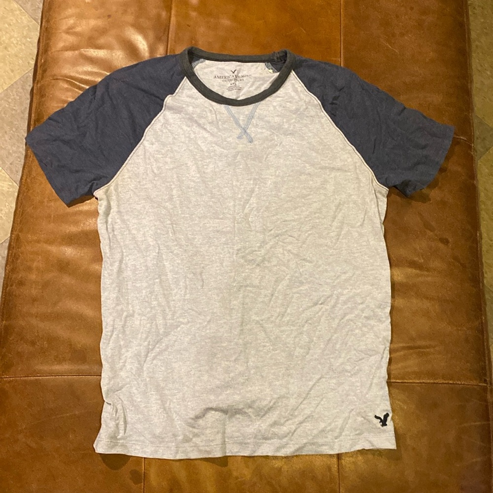 American Eagle T-shirt
